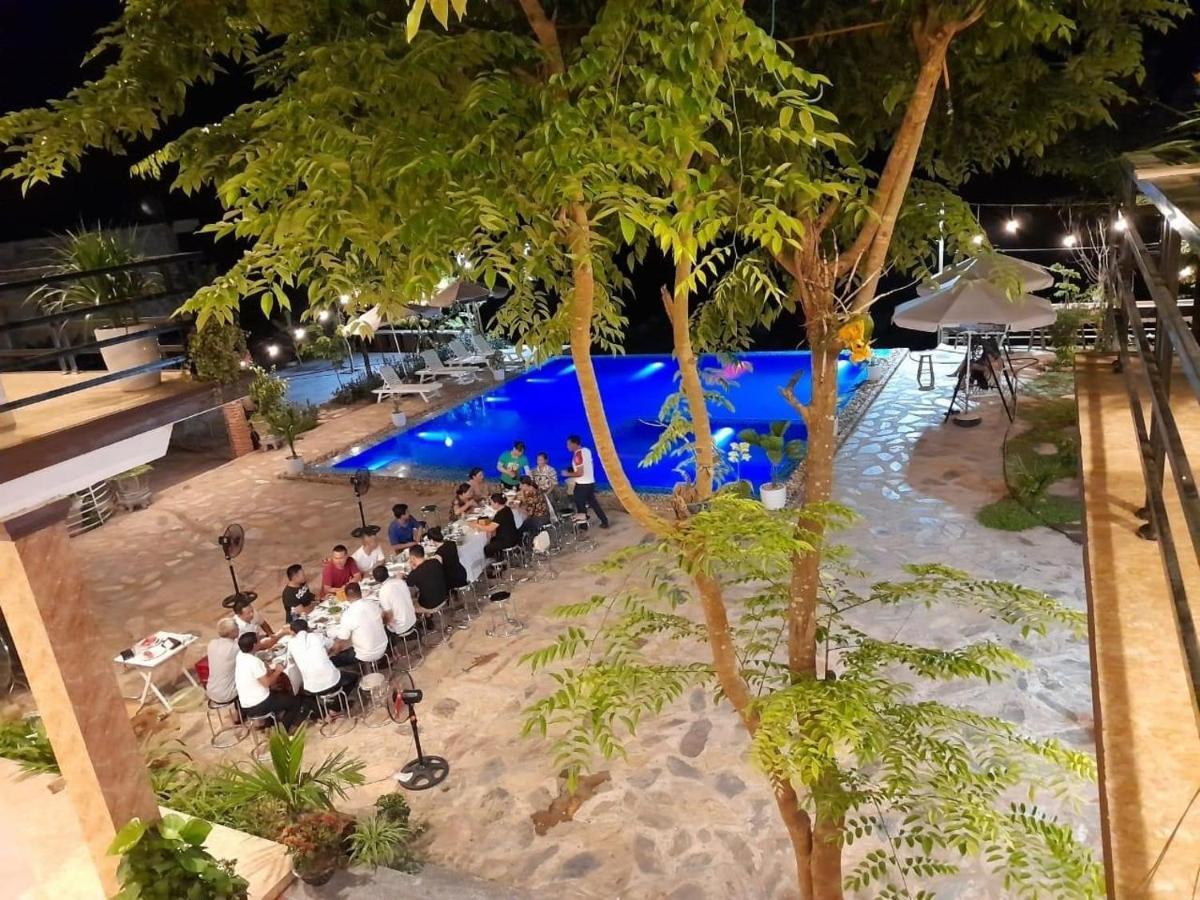 פונג נה Jade Hotel מראה חיצוני תמונה