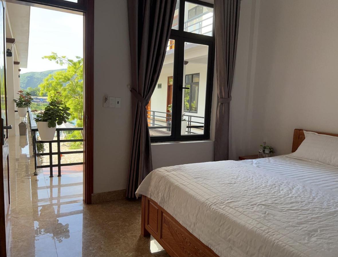 פונג נה Jade Hotel מראה חיצוני תמונה