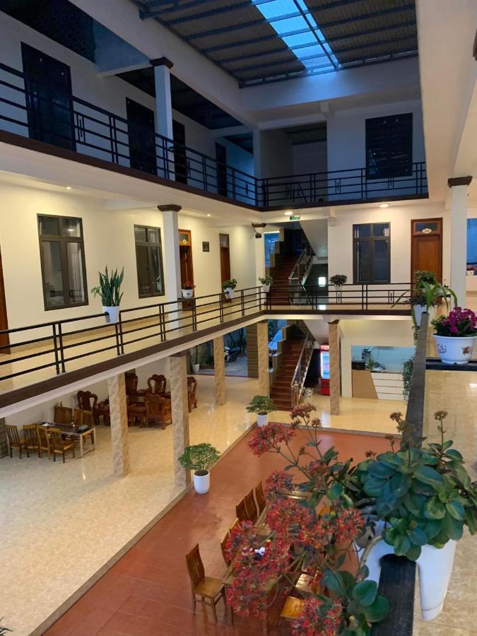 פונג נה Jade Hotel מראה חיצוני תמונה